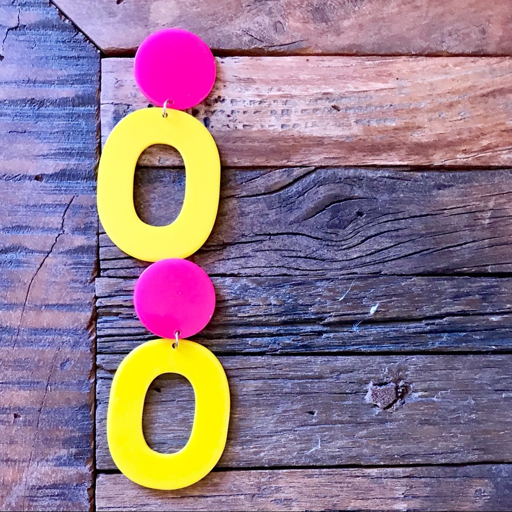 ✨15 left✨NWT - EARRINGS - Neon yellow & hot pink - Picture 4 of 6